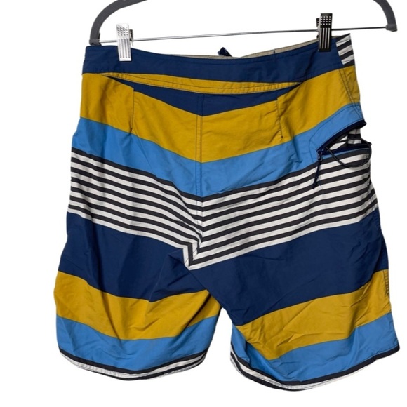 PATAGONIA MEN'S WAVEFARER BOARD SHORT SWIM TRUNKS SZ 30 - Picture 2 of 7